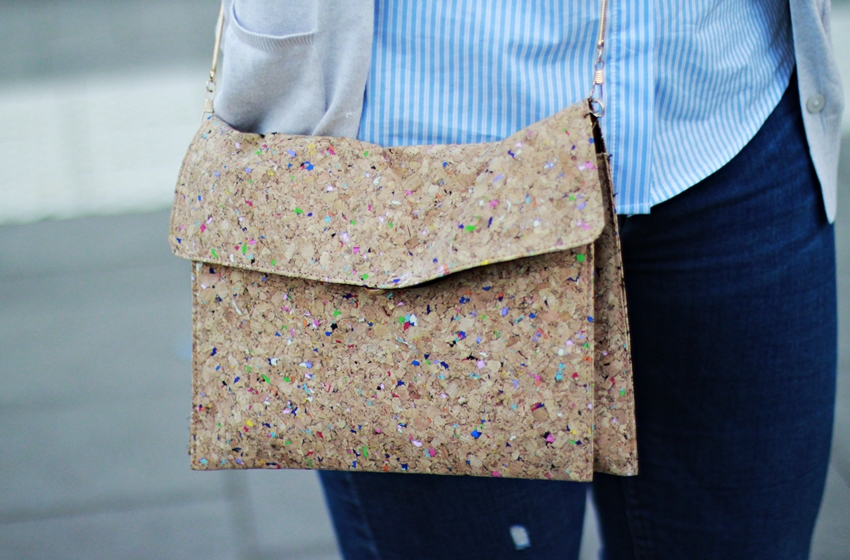 Gestreifte Rüschen-Bluse und Kork-Handtasche - LA MODE ET MOI, der Modeblog aus Köln
